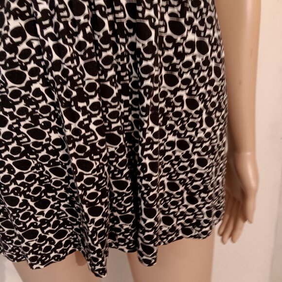 Elle White and Black Mini Dress Size X Small - Picture 3 of 9